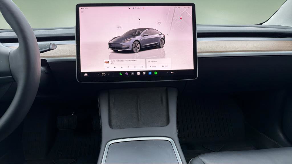 Used 2023 Tesla Model 3 Standard Range image 8