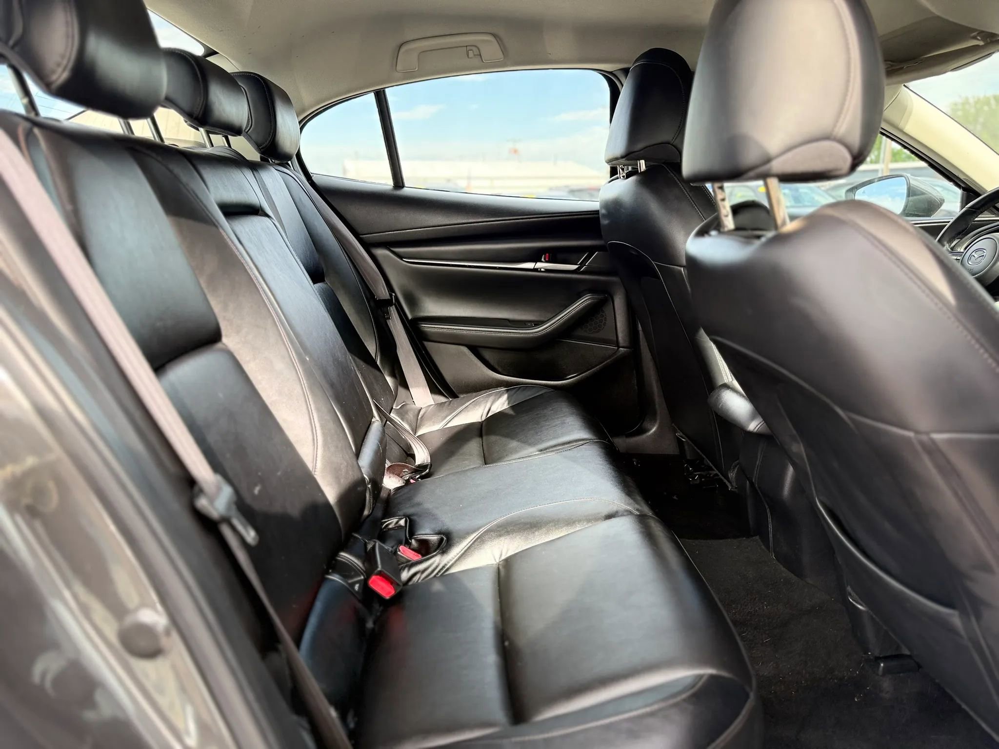 Used 2020 MAZDA MAZDA3 Sedan w/ Select Package FWD image 29