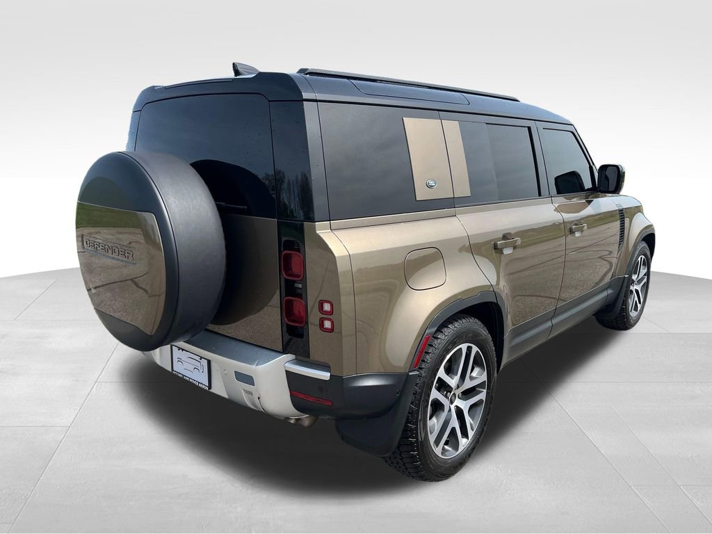Used 2024 Land Rover Defender 110 S AWD/4WD image 5