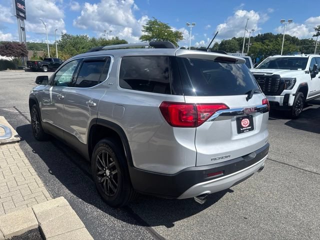 Used 2019 GMC Acadia SLT AWD/4WD image 4