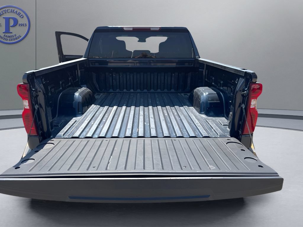 Used 2023 Chevrolet Silverado 1500 LT AWD/4WD image 36