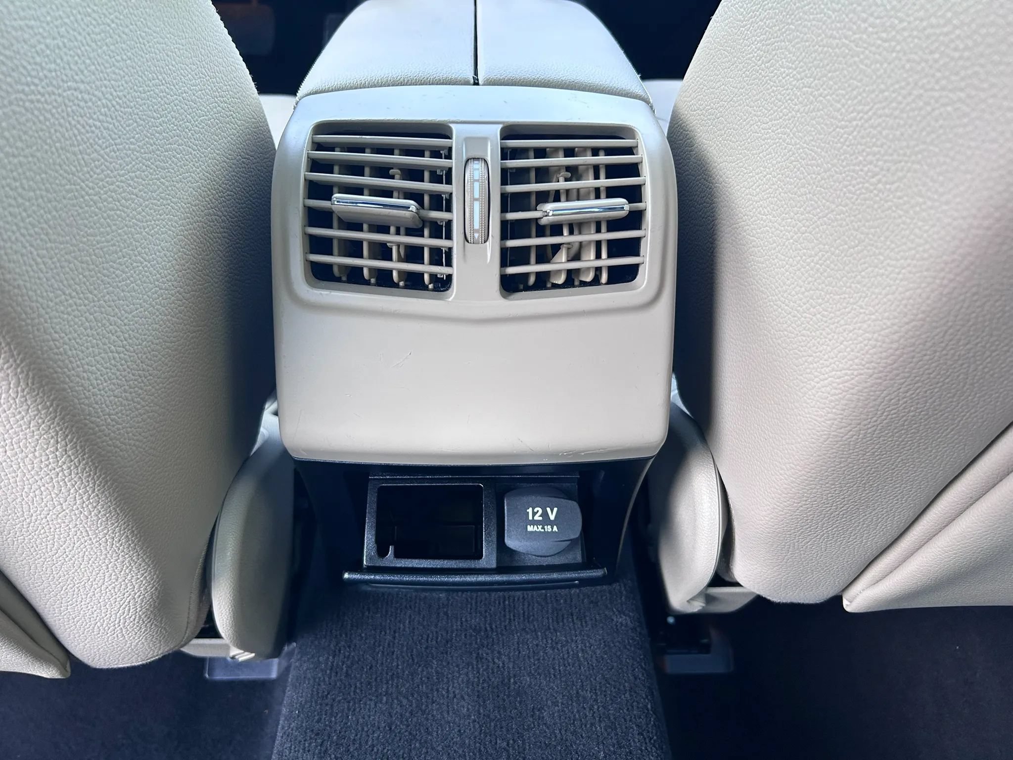 Used 2012 Mercedes-Benz E 350 Sedan image 37