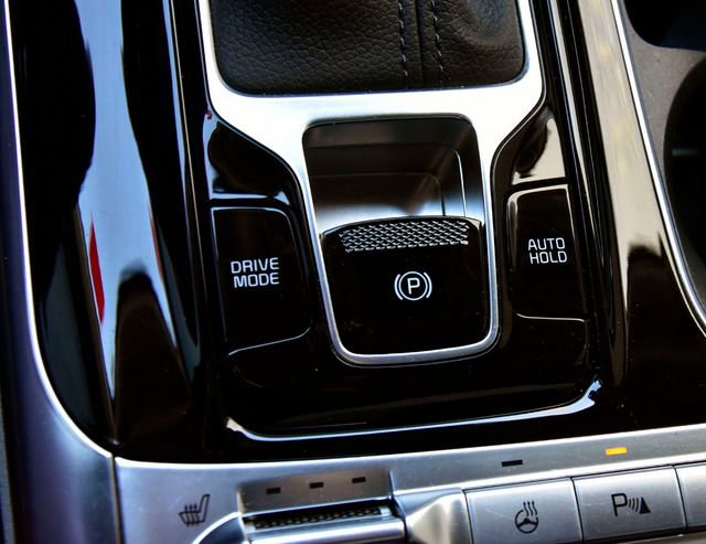 Certified 2024 Kia Carnival SX Prestige image 30