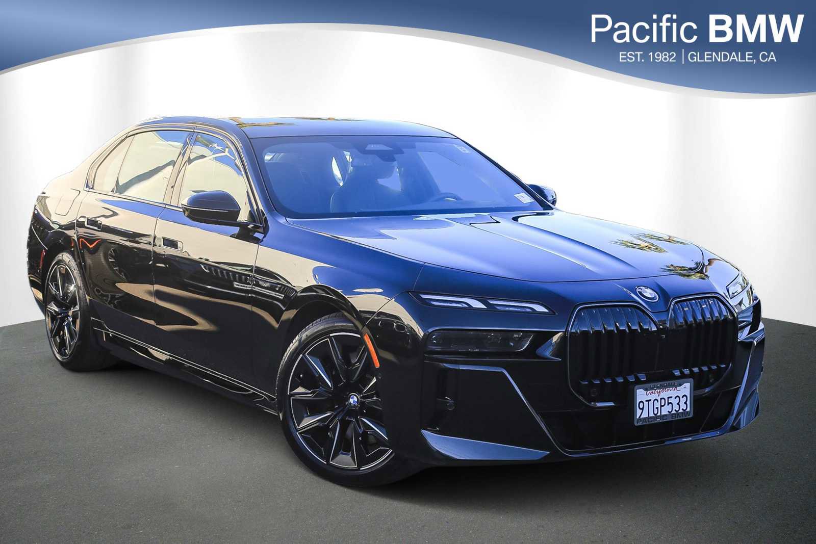 Used 2025 BMW 750e xDrive w/ Premium Package