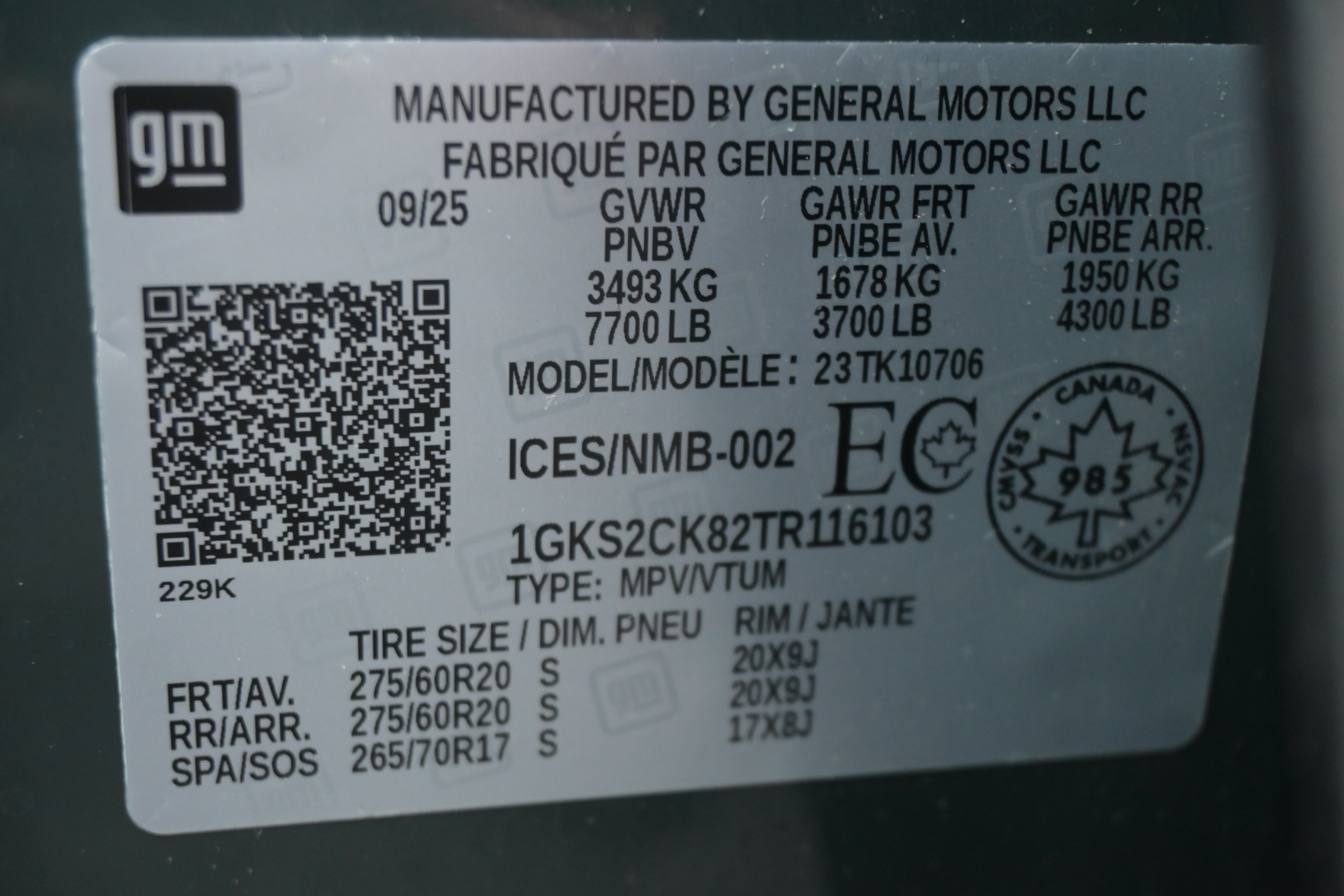 Used 2026 GMC Yukon AT4 AWD/4WD image 37