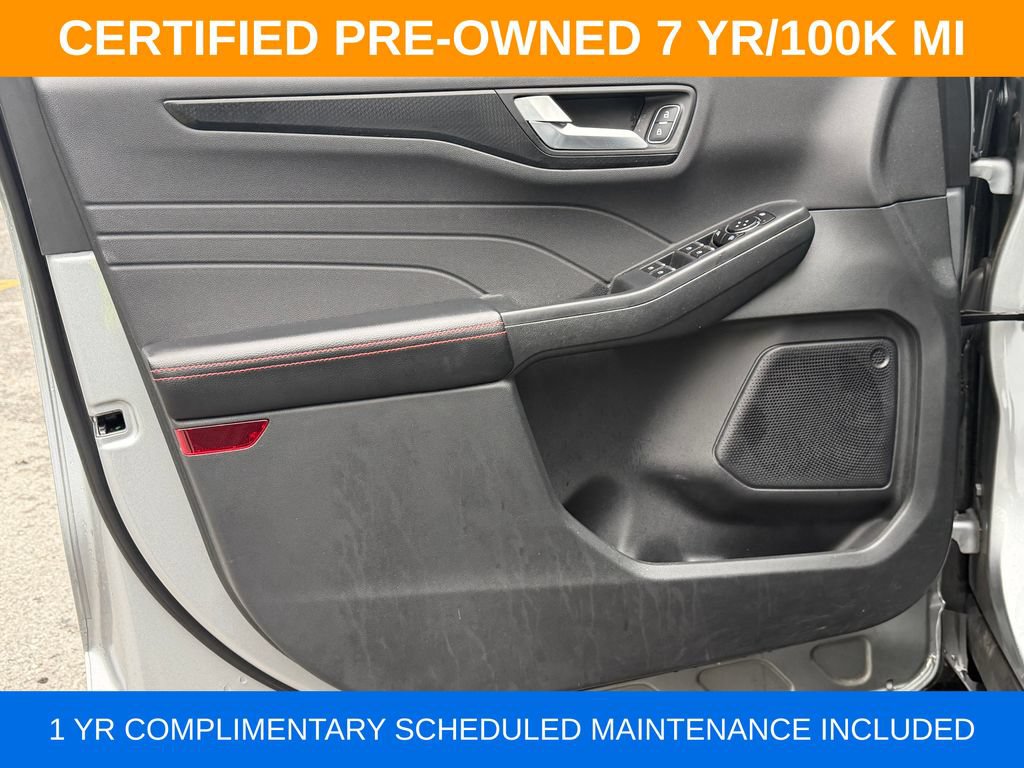 Used 2022 Ford Escape SEL w/ SEL Stealth AWD Package image 19
