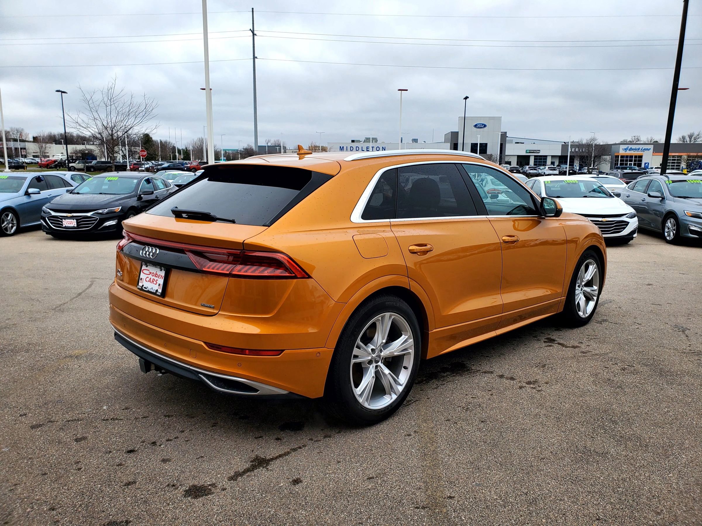 Used 2019 Audi Q8 Prestige w/ Luxury Package AWD/4WD image 5