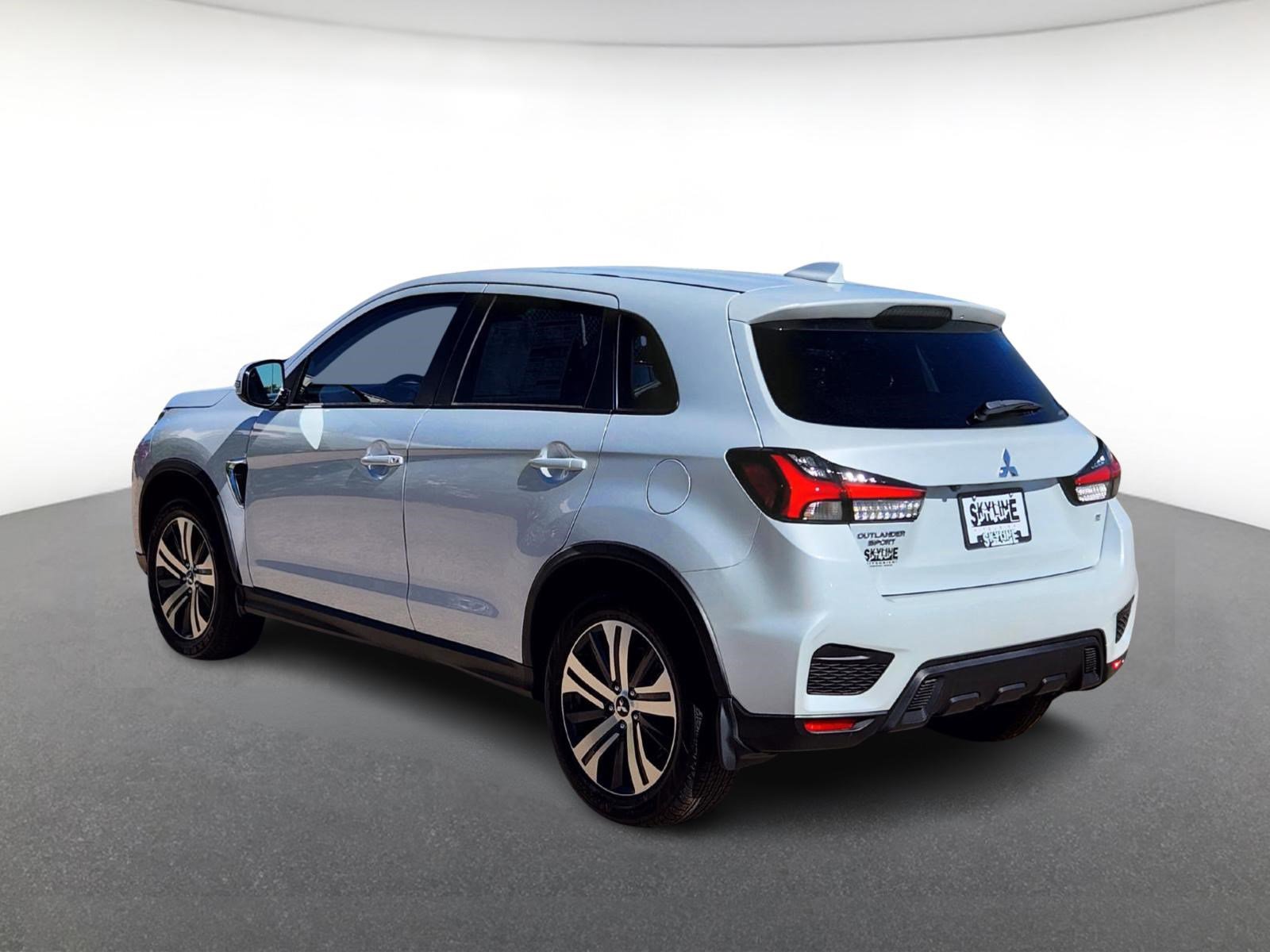 New 2025 Mitsubishi Outlander Sport SE image 4