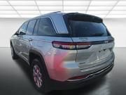 Used 2023 Jeep Grand Cherokee Limited w/ Luxury Tech Group II AWD/4WD image 13