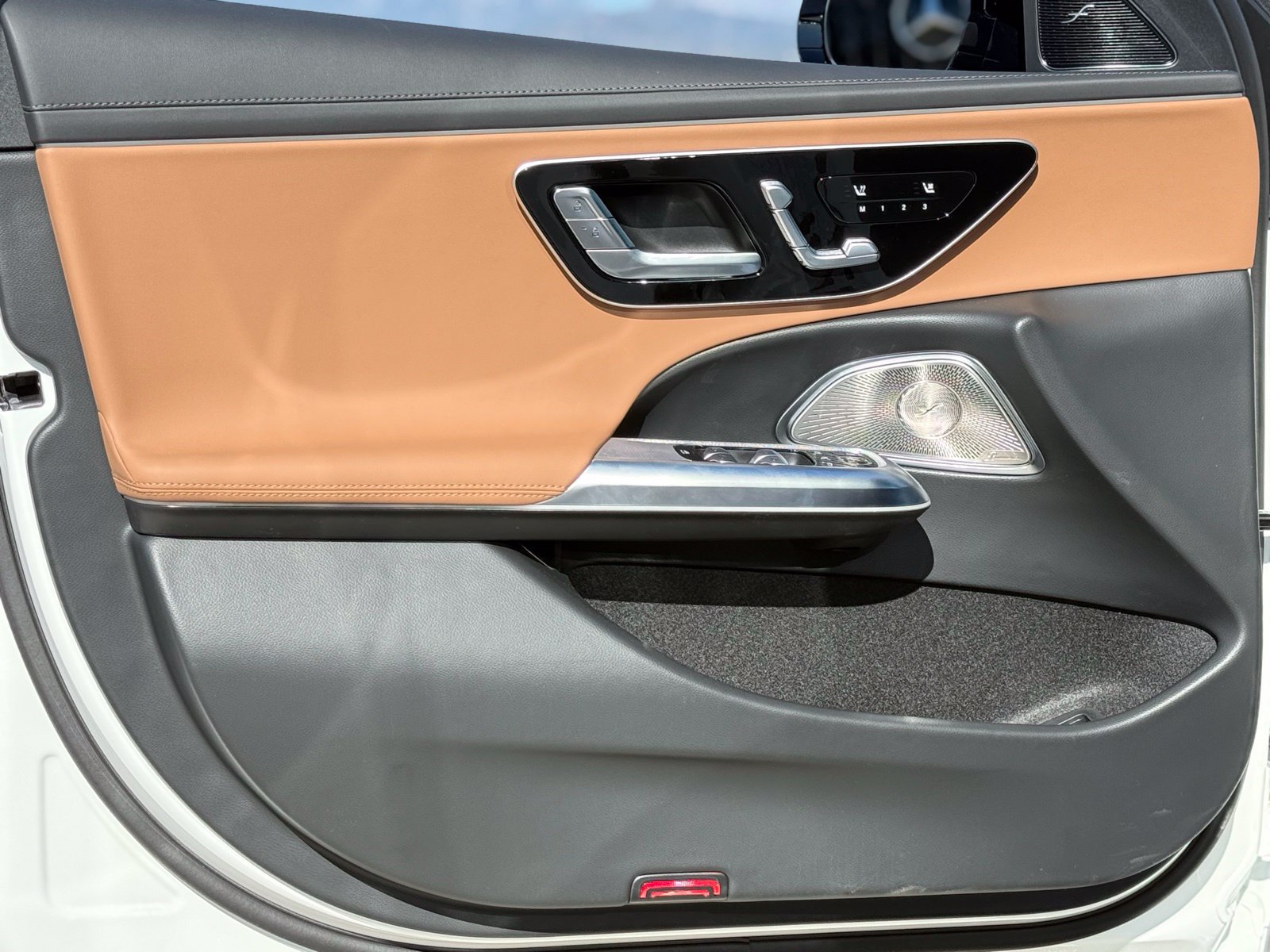 New 2026 Mercedes-Benz E 53 AMG e 4MATIC Sedan image 15
