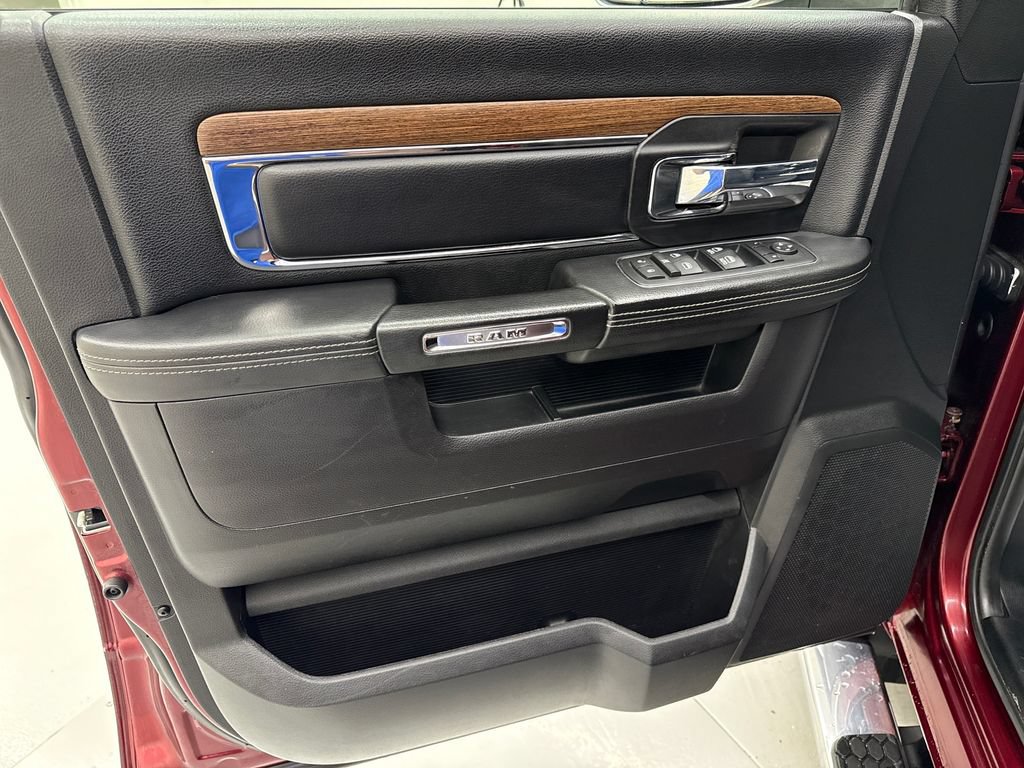 Used 2016 RAM 1500 Laramie w/ Convenience Group AWD/4WD image 13