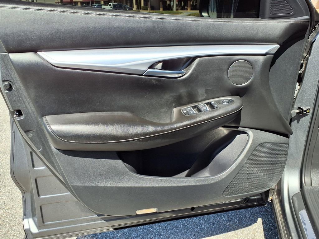 Used 2019 INFINITI QX50 Luxe w/ Cargo Package FWD image 22