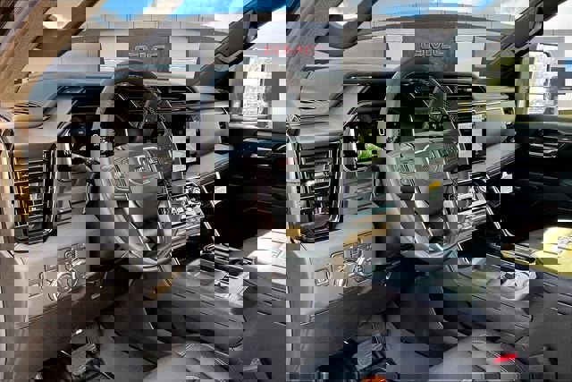 New 2026 GMC Sierra 2500 AT4 w/ AT4 Premium Plus Package image 7