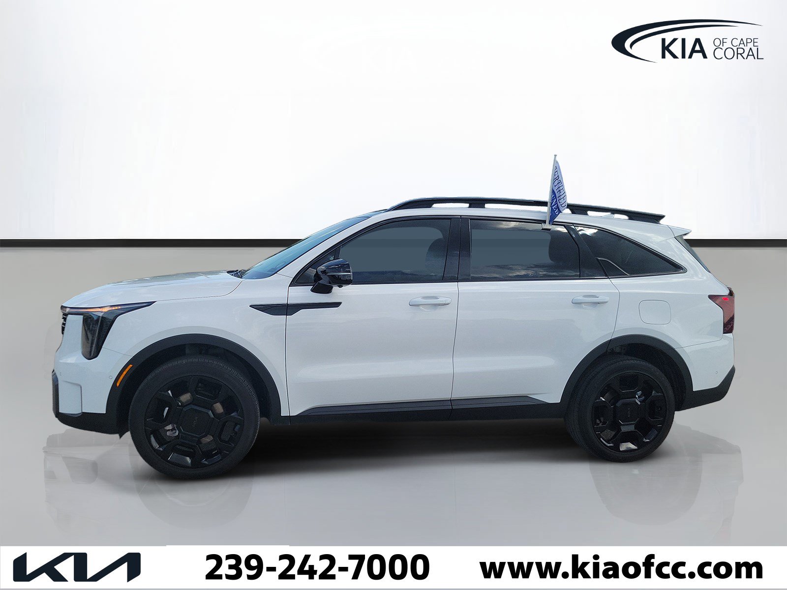 Certified 2025 Kia Sorento SX AWD/4WD image 4