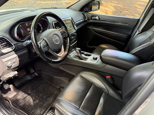 Used 2021 Jeep Grand Cherokee Trailhawk w/ Trailhawk Luxury Group AWD/4WD image 12