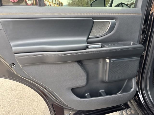 Used 2025 Ford Expedition Tremor image 18