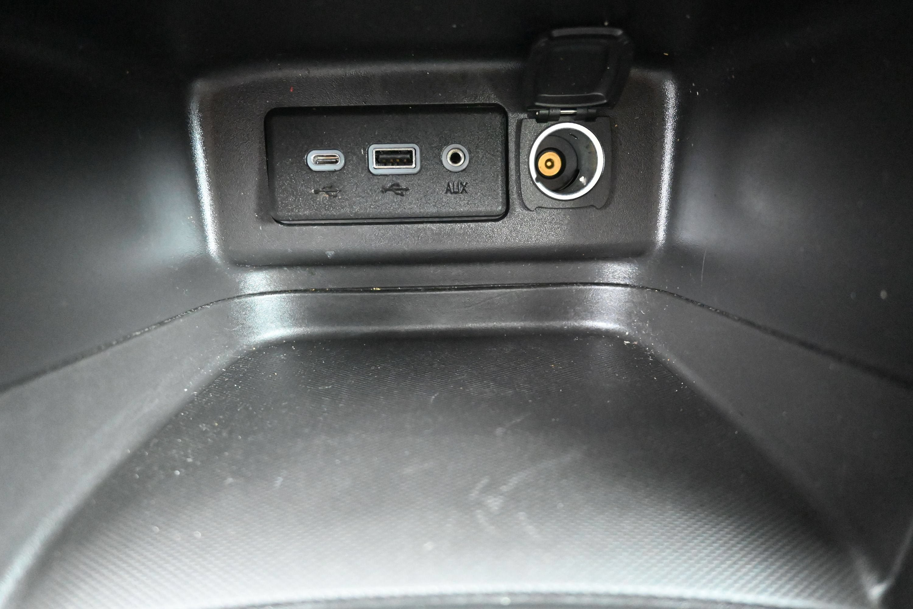 Certified 2023 Chevrolet Equinox RS FWD image 20