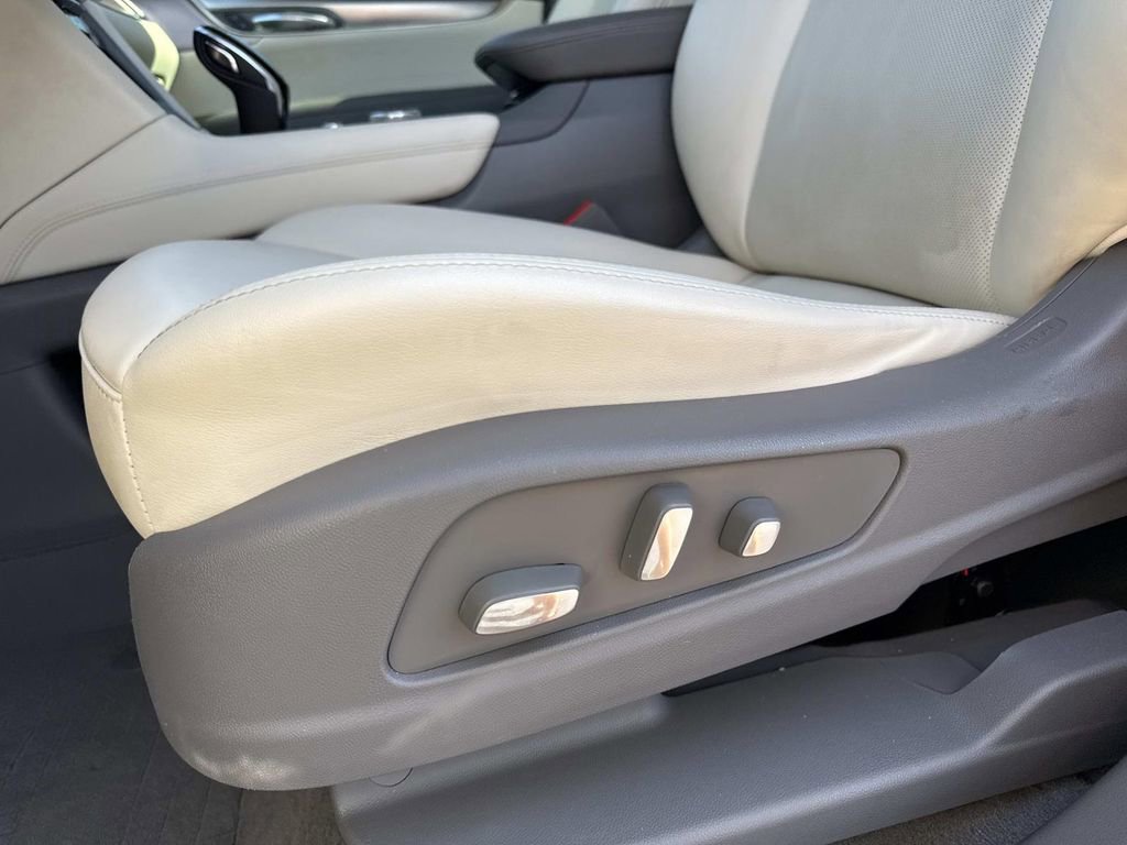 Certified 2021 Cadillac XT5 Premium Luxury image 20