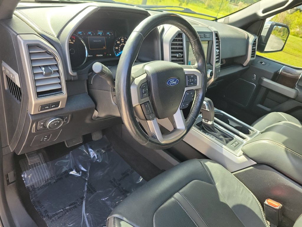 Used 2017 Ford F150 Platinum w/ Equipment Group 701A Luxury AWD/4WD image 7