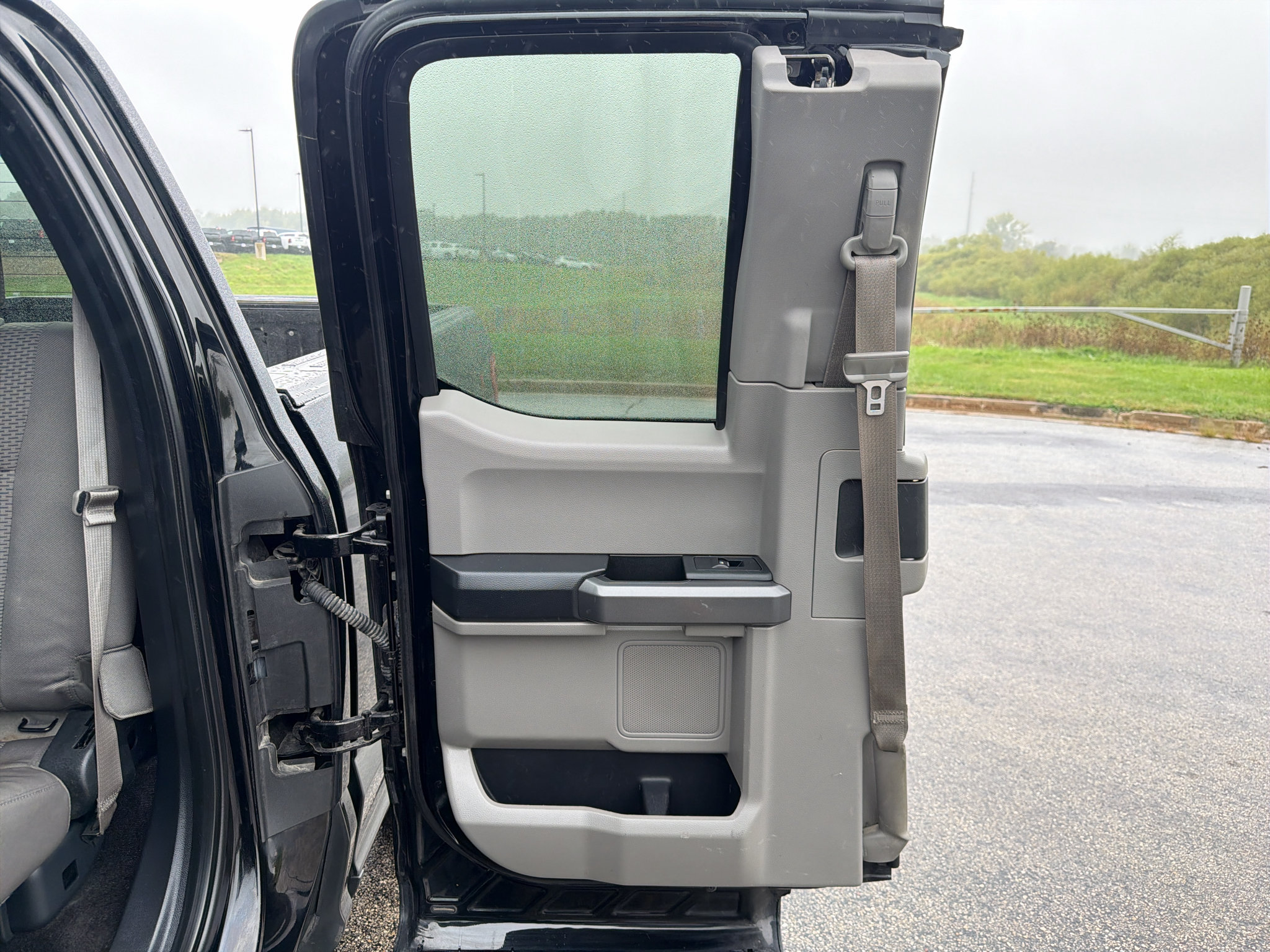 Used 2016 Ford F150 XLT w/ Equipment Group 301A Mid AWD/4WD image 26