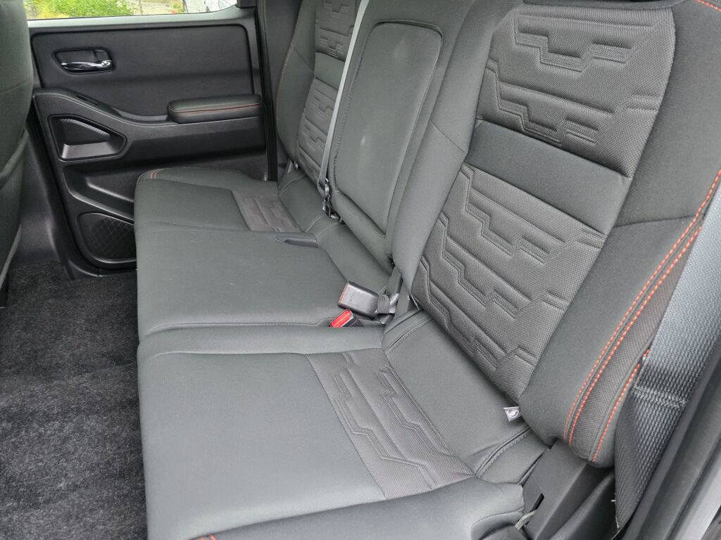 Used 2023 Nissan Frontier PRO-4X w/ Tow Package image 17