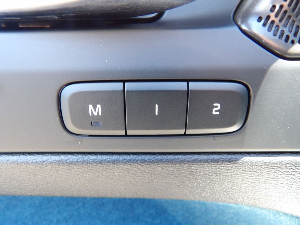 Certified 2023 Volvo C40 P8 Recharge Ultimate AWD/4WD image 15