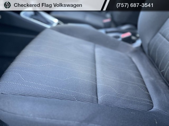 Used 2021 Hyundai Venue SE image 19