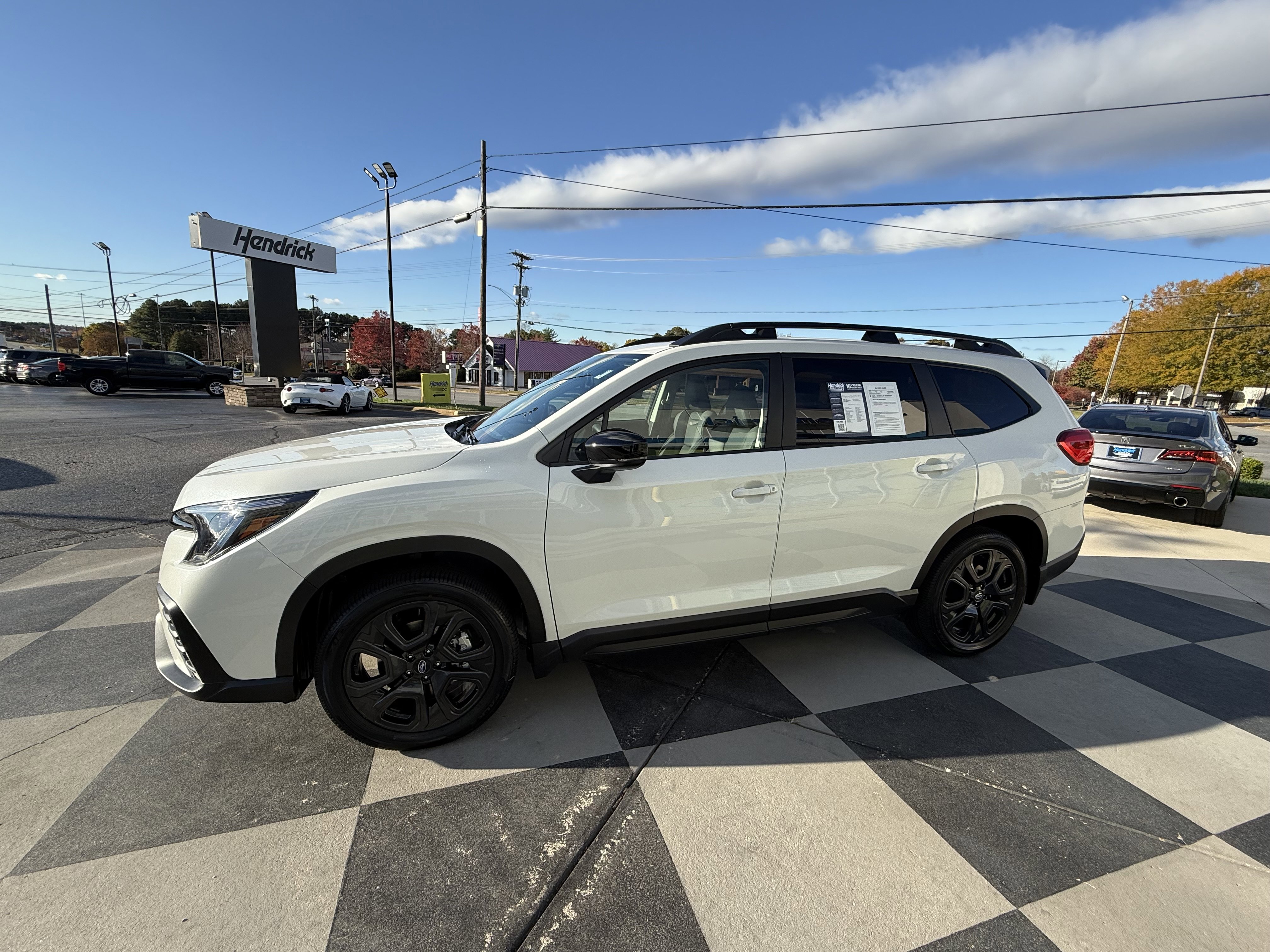 Used 2025 Subaru Ascent Onyx Edition w/ Popular Package #2 image 6