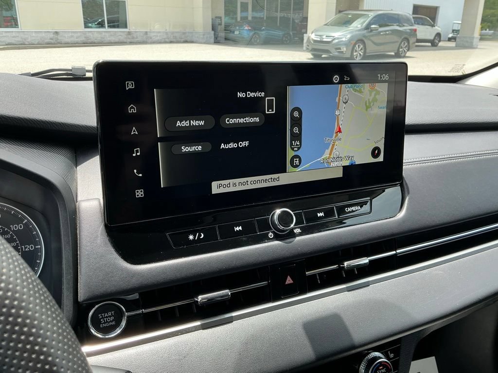 Used 2025 Mitsubishi Outlander AWD image 32
