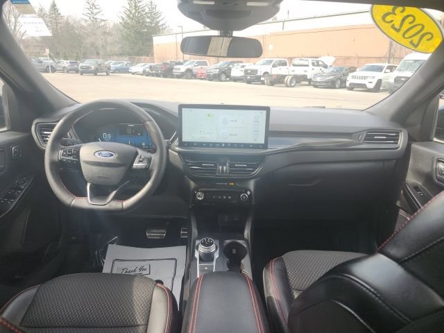 Used 2023 Ford Escape ST-Line Select w/ Tech Pack #2 image 18
