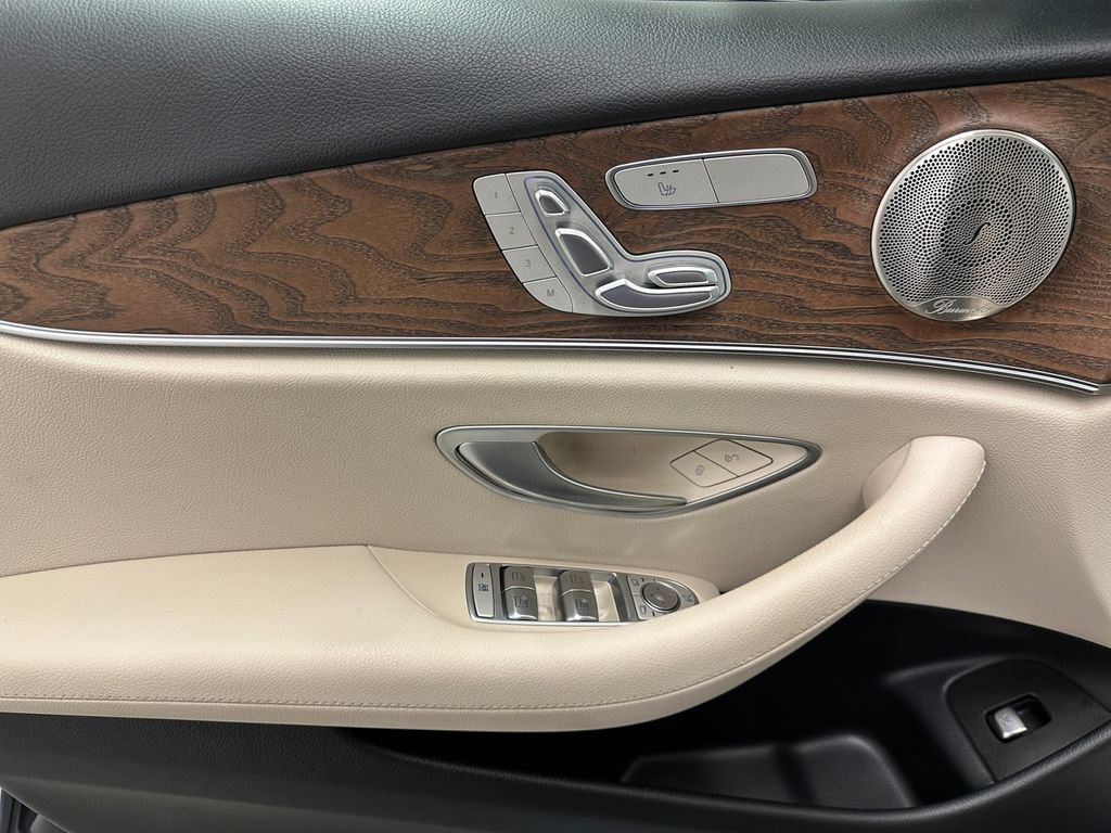 Used 2023 Mercedes-Benz E 350 4MATIC Sedan image 17