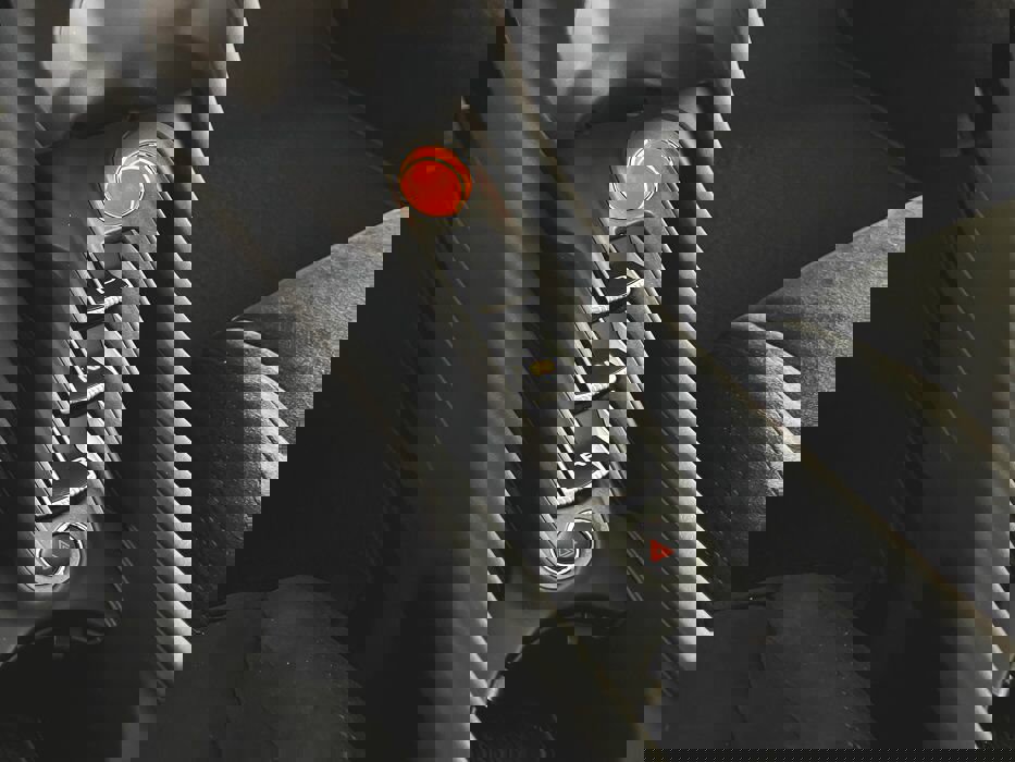 New 2025 McLaren Artura image 37