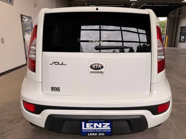 Used 2013 Kia Soul FWD image 6