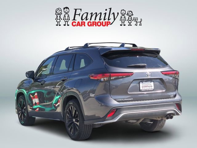 Used 2023 Toyota Highlander XSE image 3