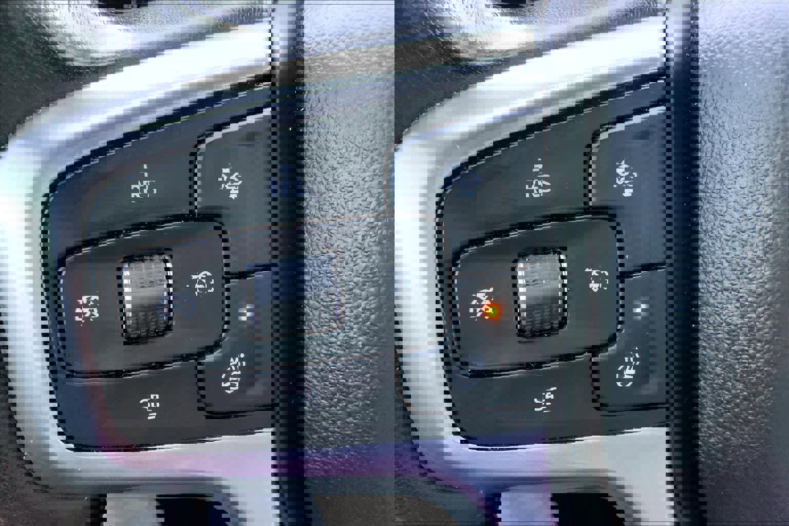 Certified 2022 Chevrolet Tahoe LT w/ Luxury Package image 21