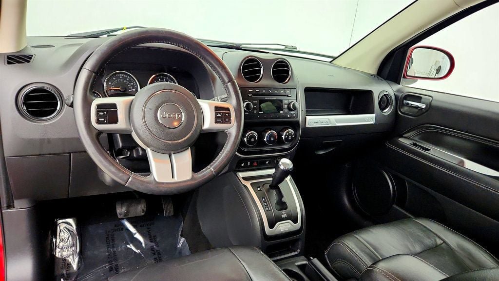 Used 2017 Jeep Compass High Altitude AWD/4WD image 13