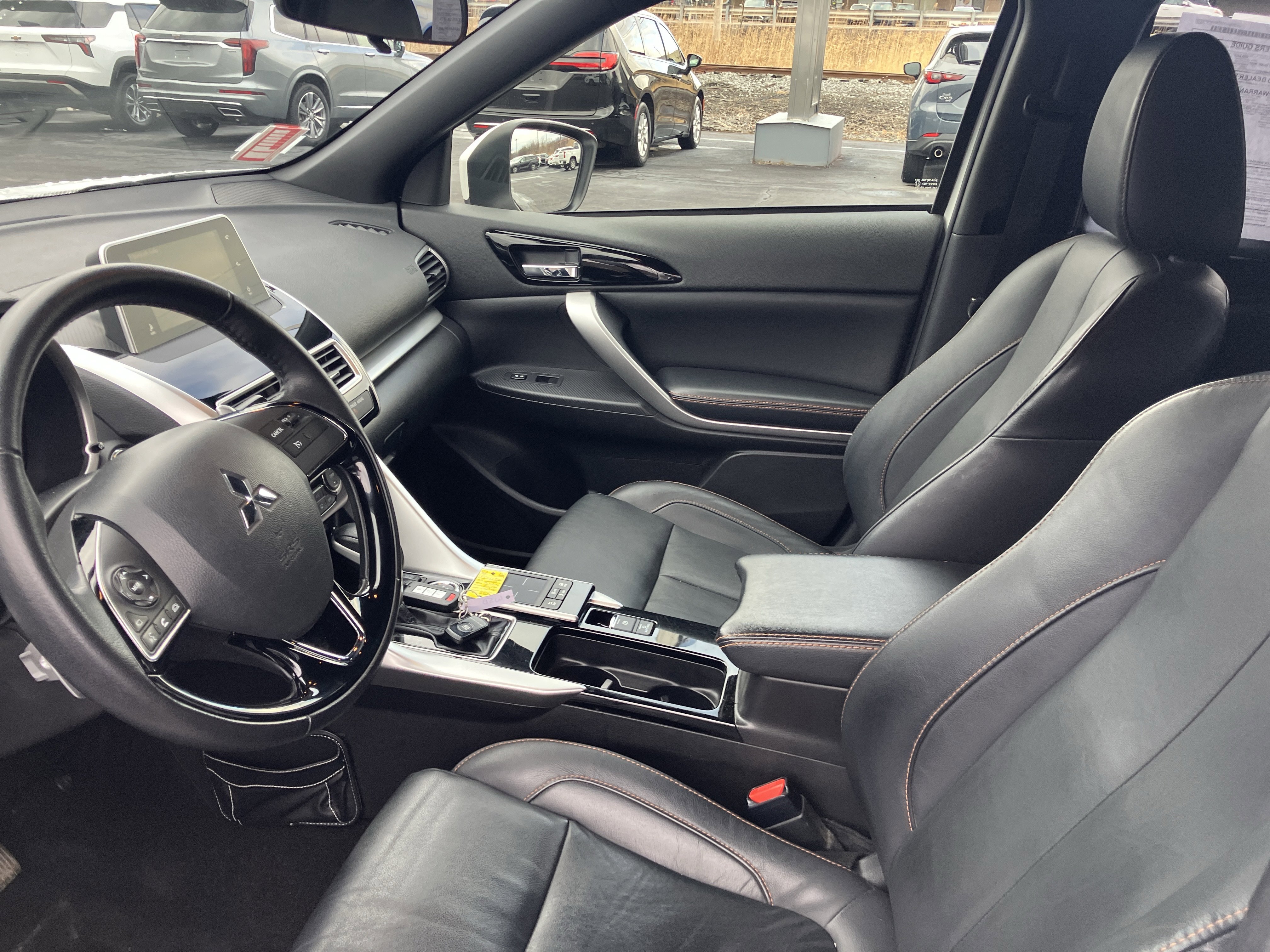 Used 2020 Mitsubishi Eclipse Cross SEL image 11