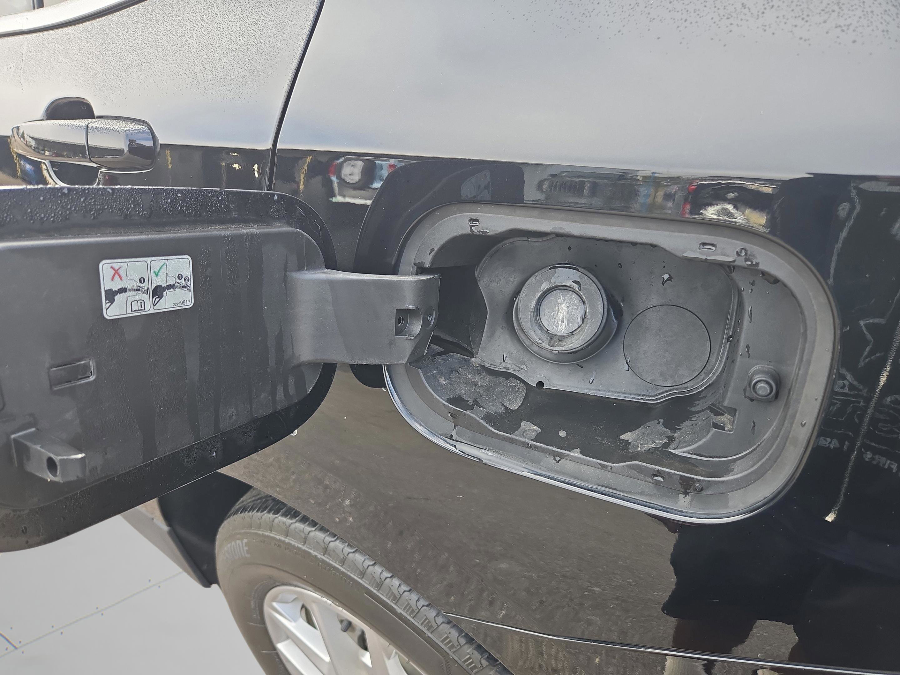 Used 2023 Chevrolet Equinox LT image 9