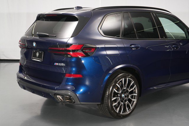 Used 2025 BMW X5 M60i AWD/4WD image 15