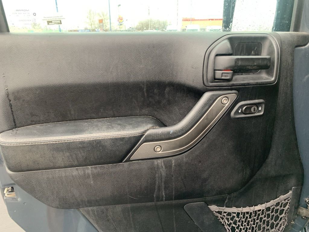 Used 2016 Jeep Wrangler Unlimited Sport image 18