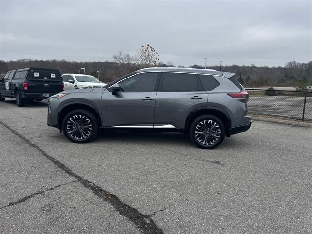 New 2026 Nissan Rogue Platinum image 7