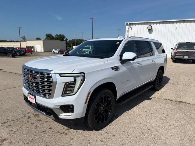New 2026 GMC Yukon XL Denali w/ Advanced Technology Package AWD/4WD image 1