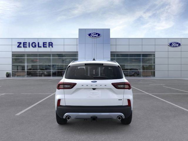 New 2025 Ford Escape SE w/ Class II Trailer Tow Package image 5