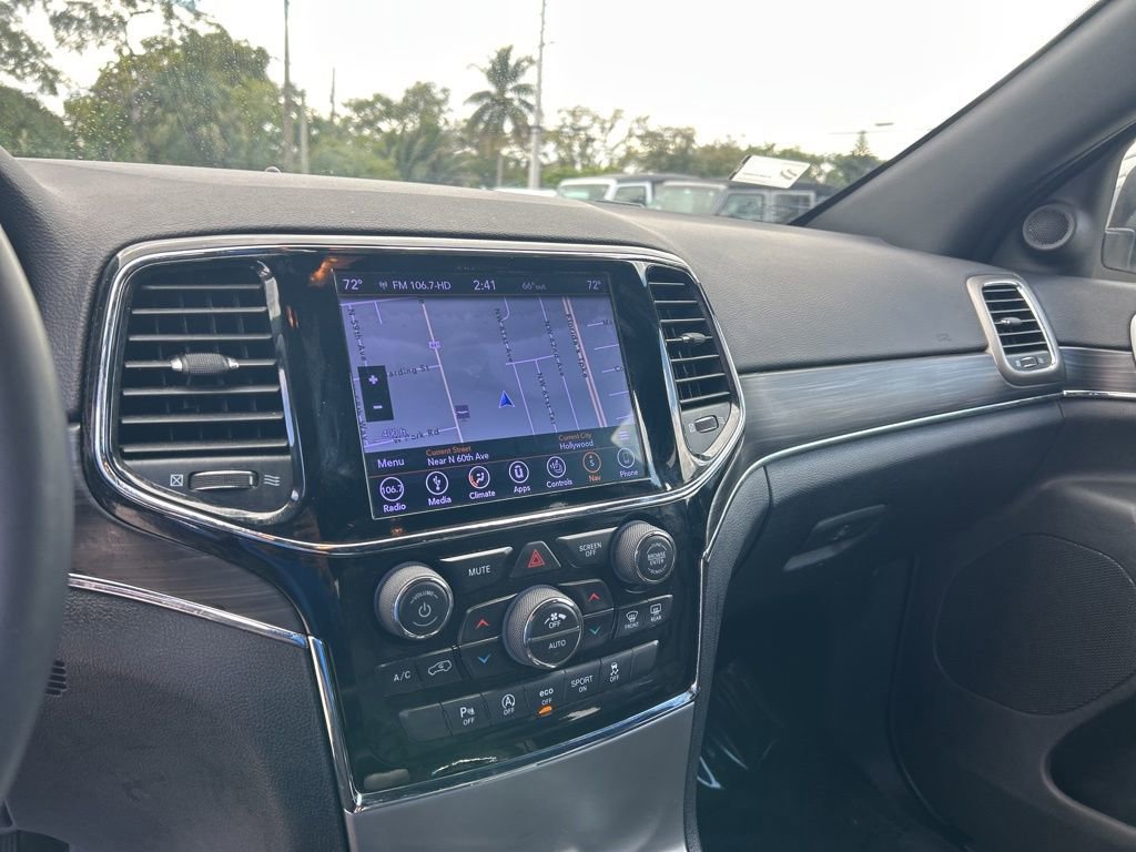 Used 2019 Jeep Grand Cherokee Limited image 11