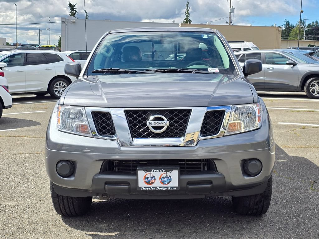 Used 2019 Nissan Frontier SV AWD/4WD image 2