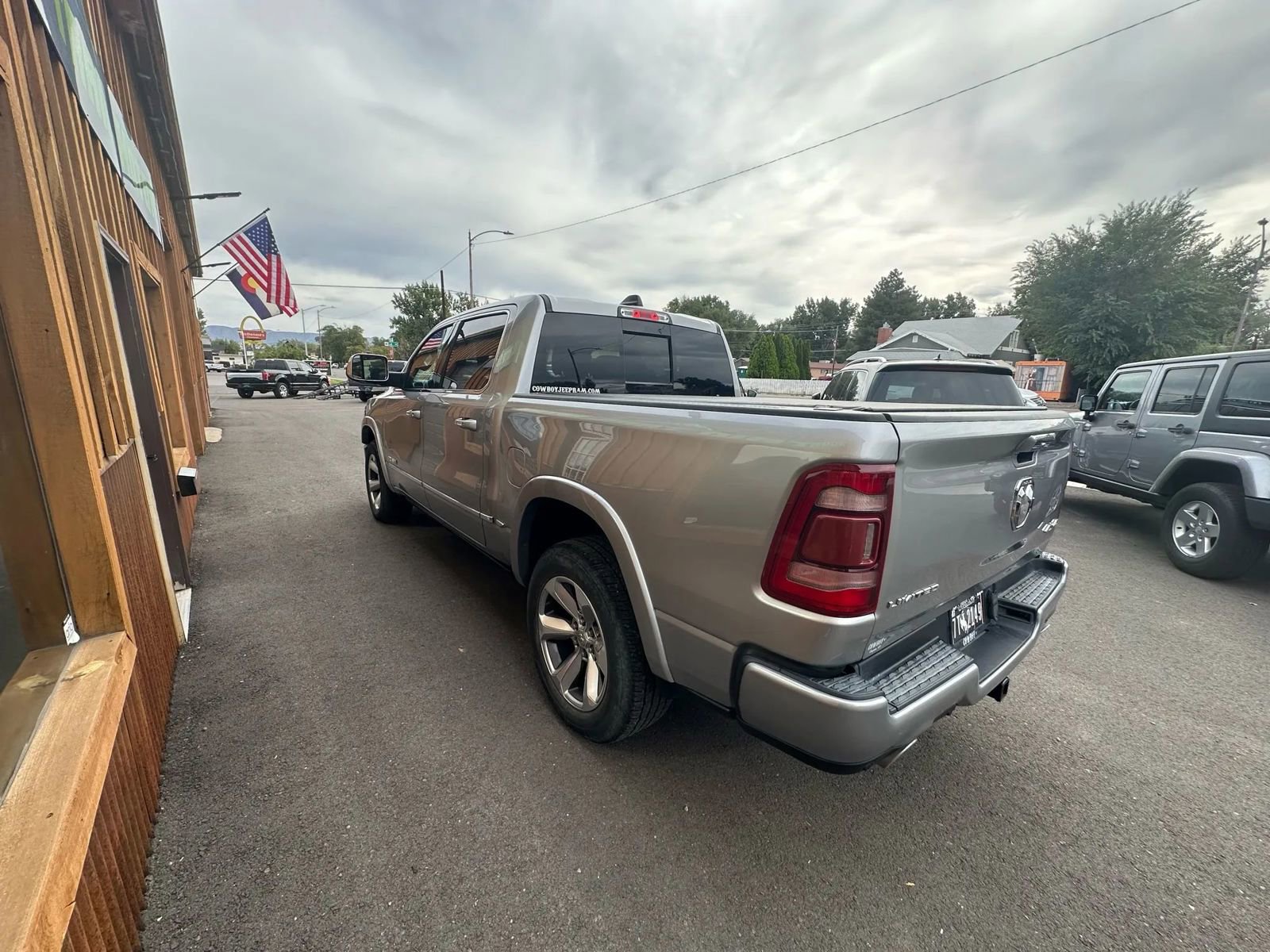 Used 2022 RAM 1500 Limited w/ Body Color Bumper Group image 7