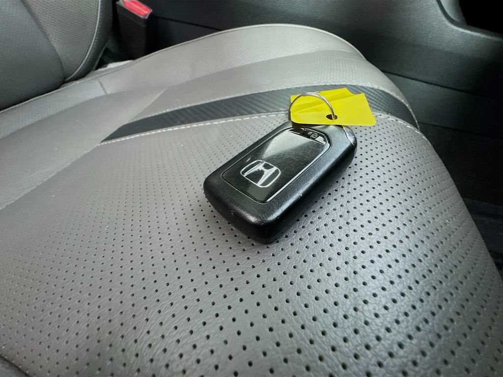 Used 2017 Honda Civic EX-L image 39