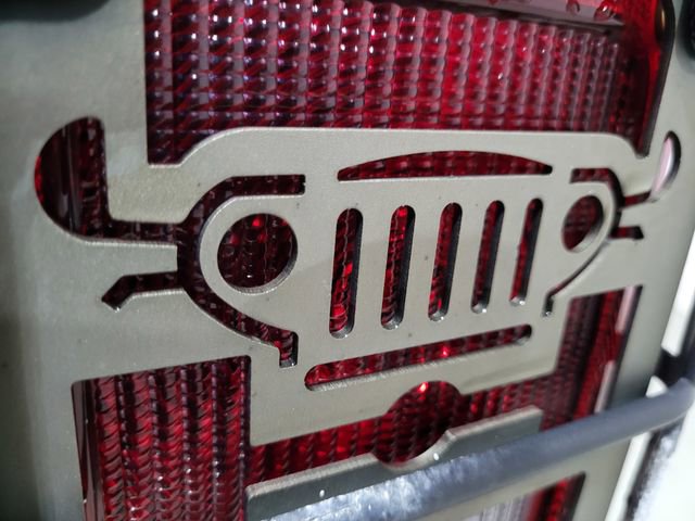 Used 2017 Jeep Wrangler Sahara image 23