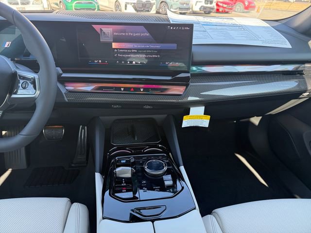 New 2026 BMW i5 eDrive40 w/ M Sport Package AWD/4WD image 11