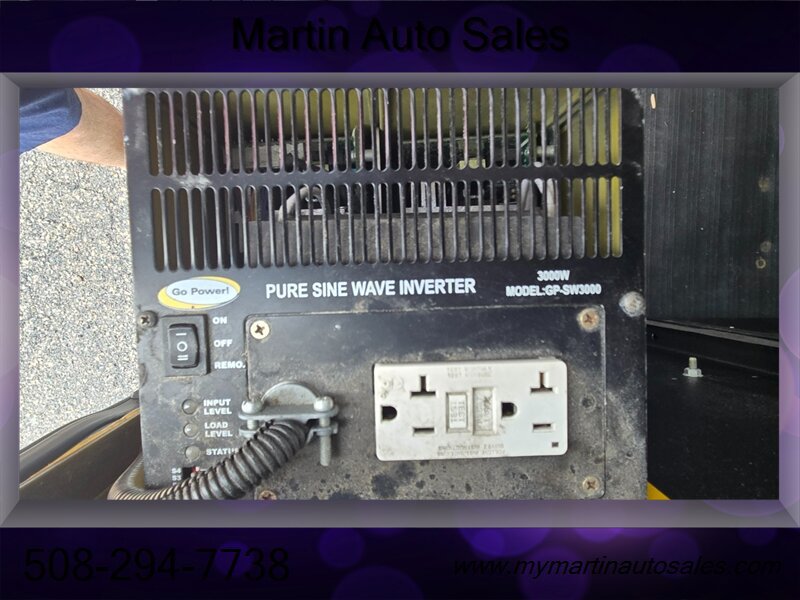 Used 2010 Chevrolet Express 1500 AWD w/ Power Package image 11